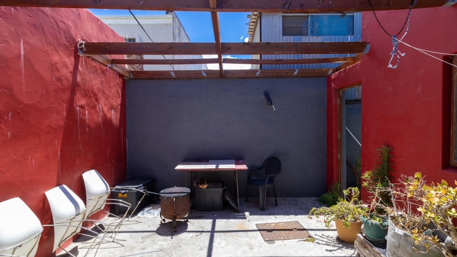 2 Bedroom Property for Sale in Observatory Western Cape